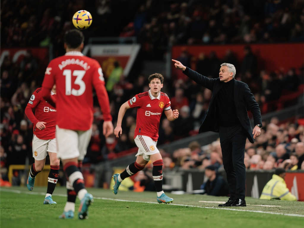 跑位打入致 跑位打入致